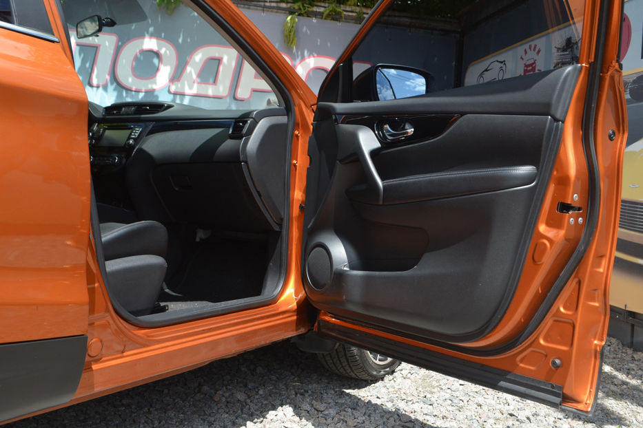 Продам Nissan Rogue 2017 года в Киеве