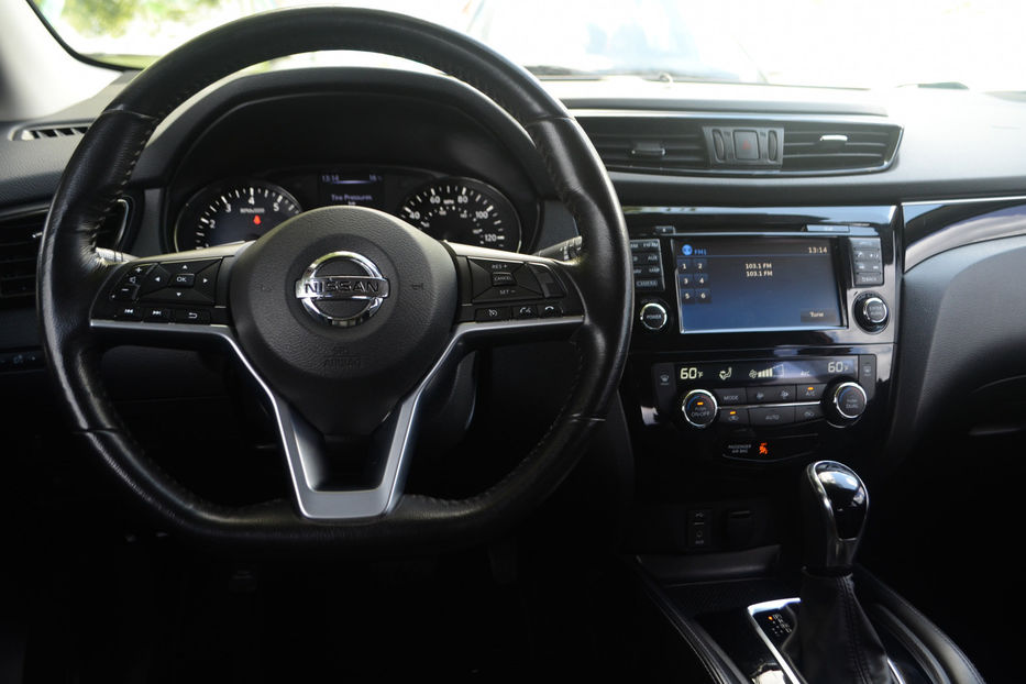 Продам Nissan Rogue 2017 года в Киеве