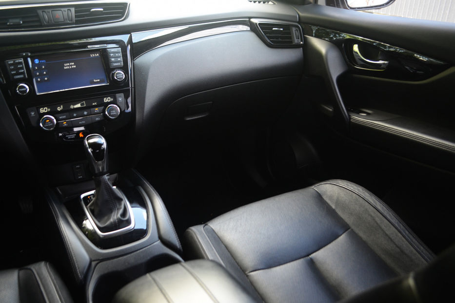 Продам Nissan Rogue 2017 года в Киеве