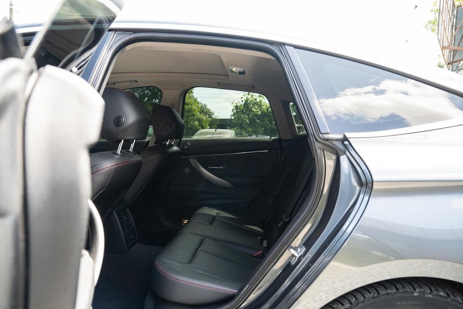 Продам BMW 320 d GT 2015 года в Черновцах