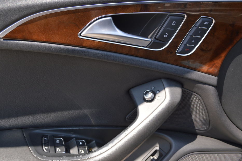Продам Audi A6 2014 года в Одессе