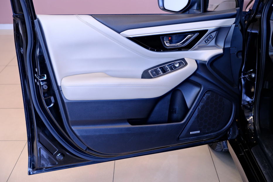 Продам Subaru Legacy 2023 года в Одессе