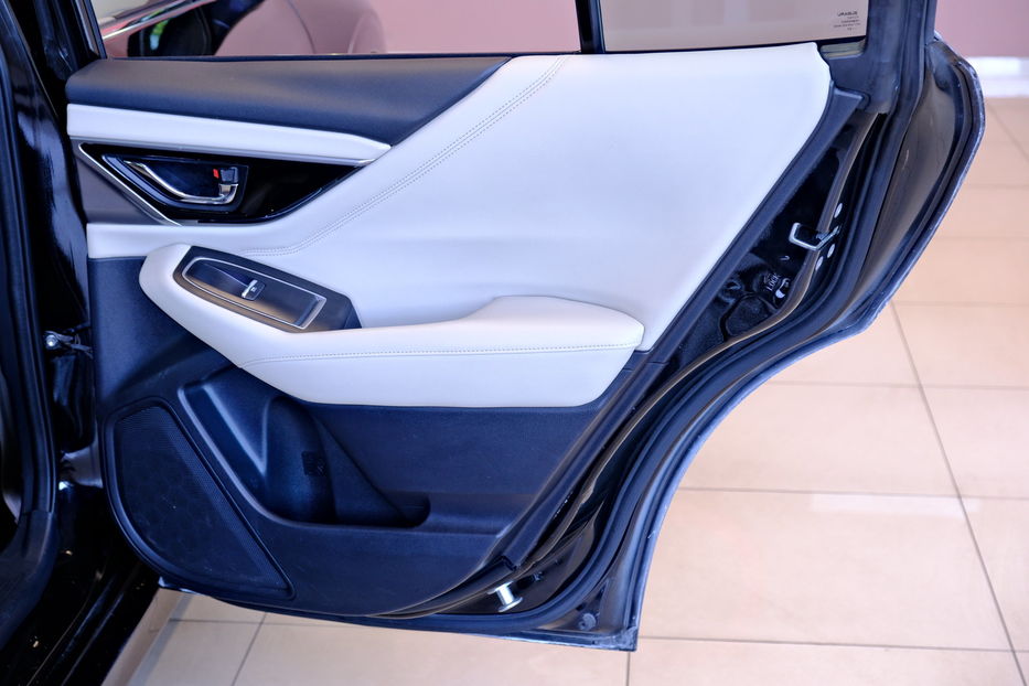 Продам Subaru Legacy 2023 года в Одессе