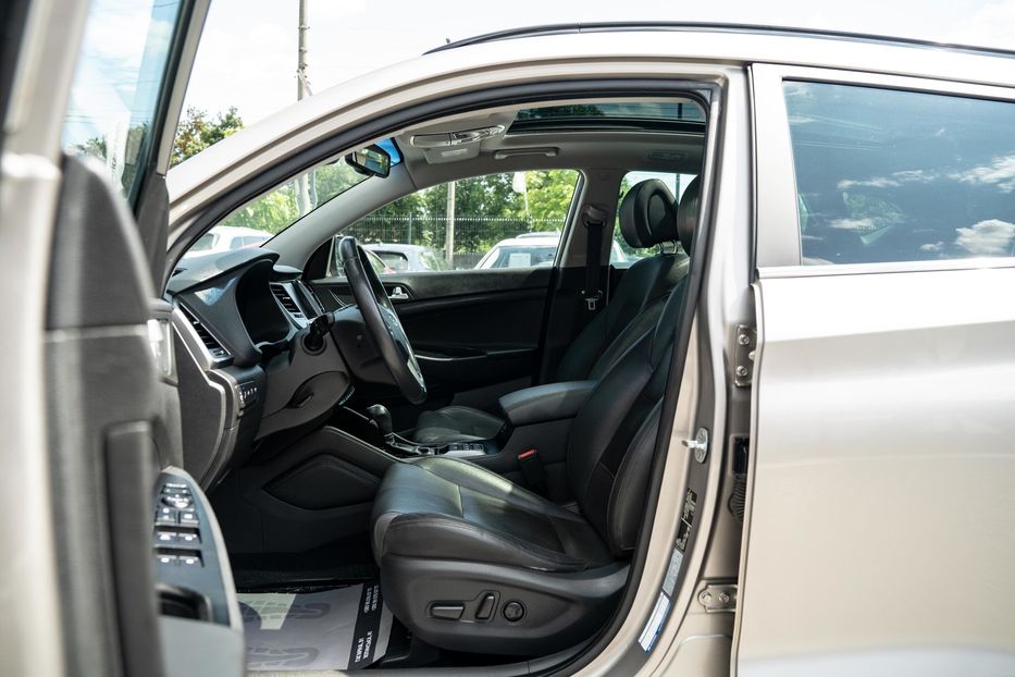 Продам Hyundai Tucson 2017 года в Черновцах