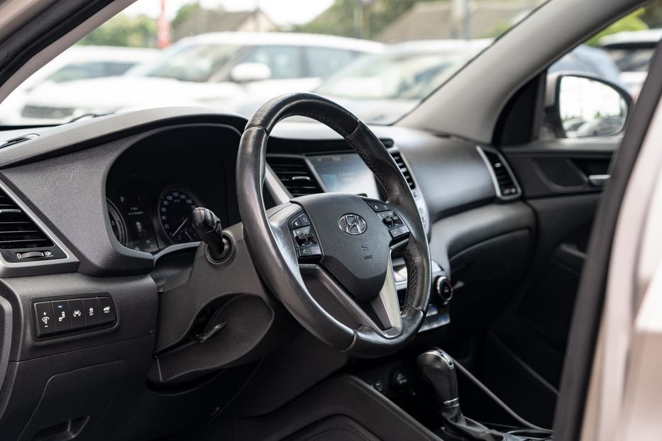 Продам Hyundai Tucson 2017 года в Черновцах