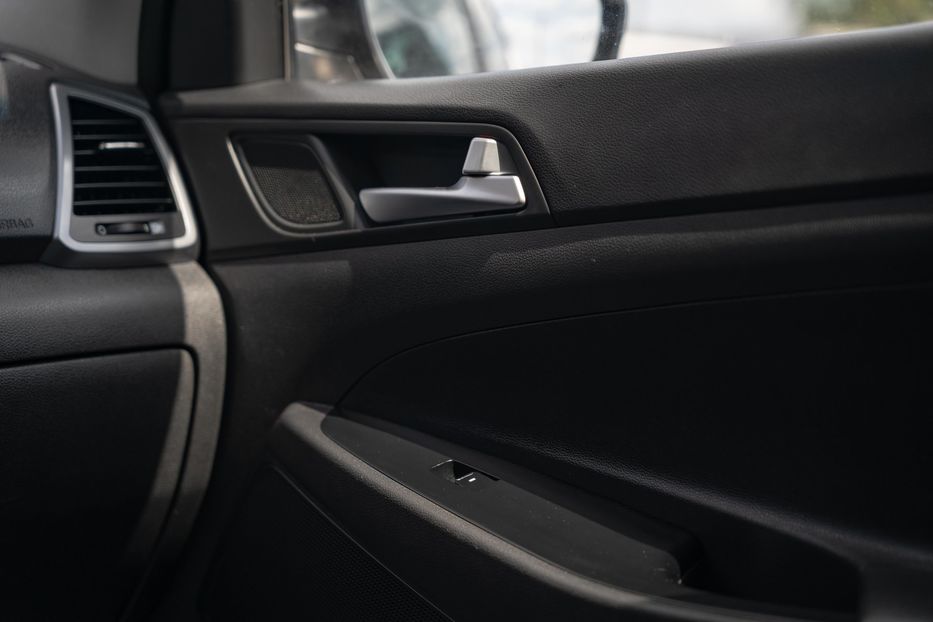 Продам Hyundai Tucson 2017 года в Черновцах