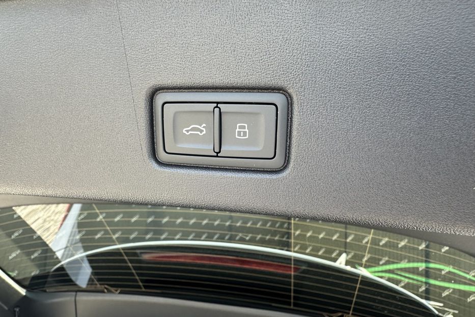 Продам Audi E-Tron Q4 Quattro 2024 года в Киеве