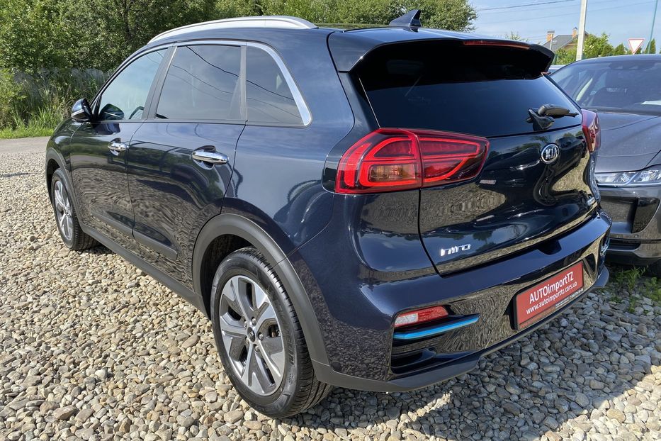 Продам Kia Niro 64кВт Макс.компл.Prestige Люк 2021 года в Львове
