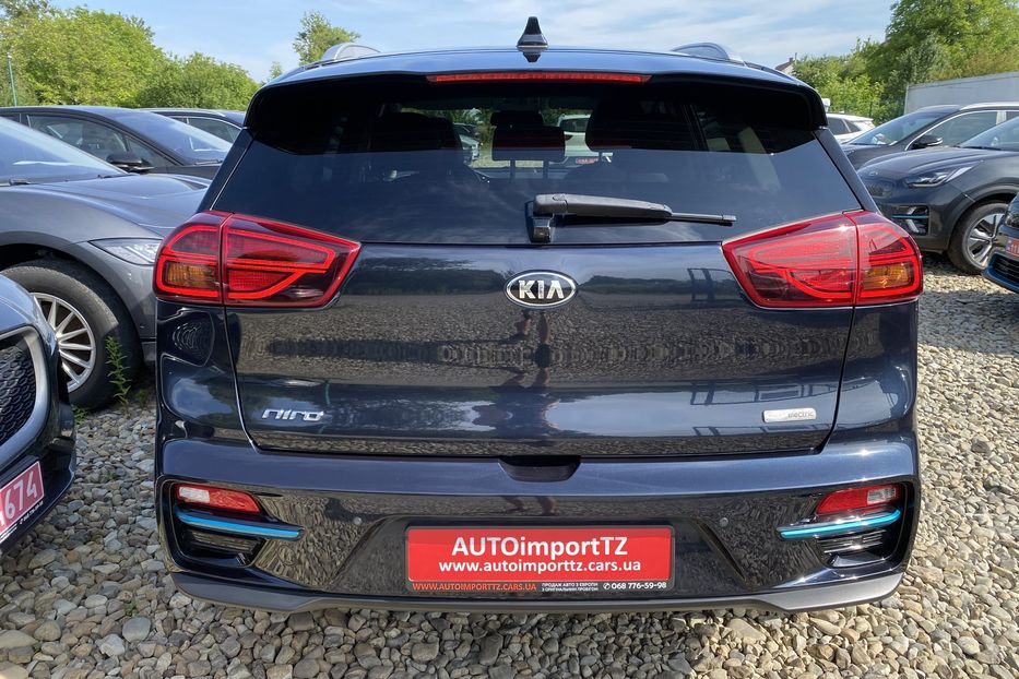 Продам Kia Niro 64кВт Макс.компл.Prestige Люк 2021 года в Львове