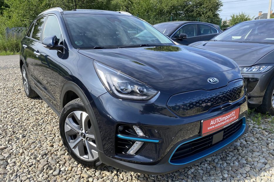 Продам Kia Niro 64кВт Макс.компл.Prestige Люк 2021 года в Львове