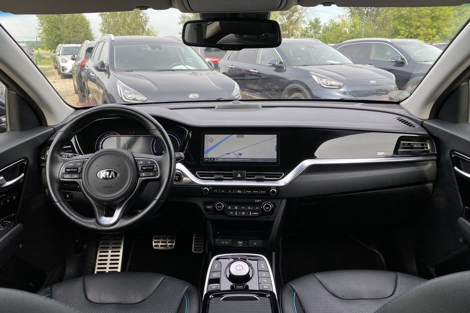 Продам Kia Niro 64кВт Макс.компл.Prestige Люк 2021 года в Львове