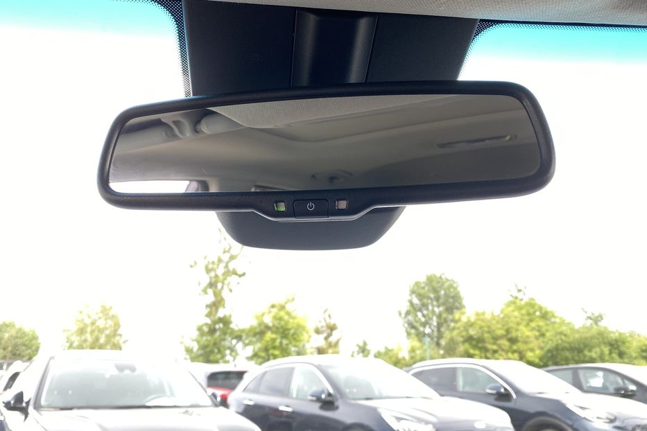 Продам Kia Niro 64кВт Макс.компл.Prestige Люк 2021 года в Львове