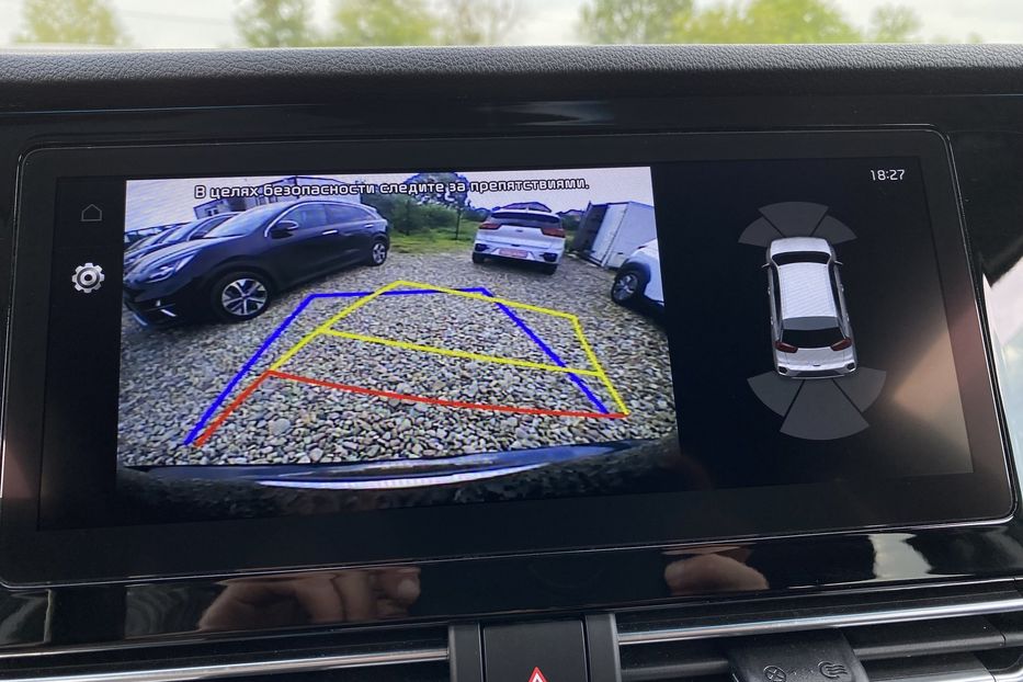 Продам Kia Niro 64кВт Макс.компл.Prestige Люк 2021 года в Львове