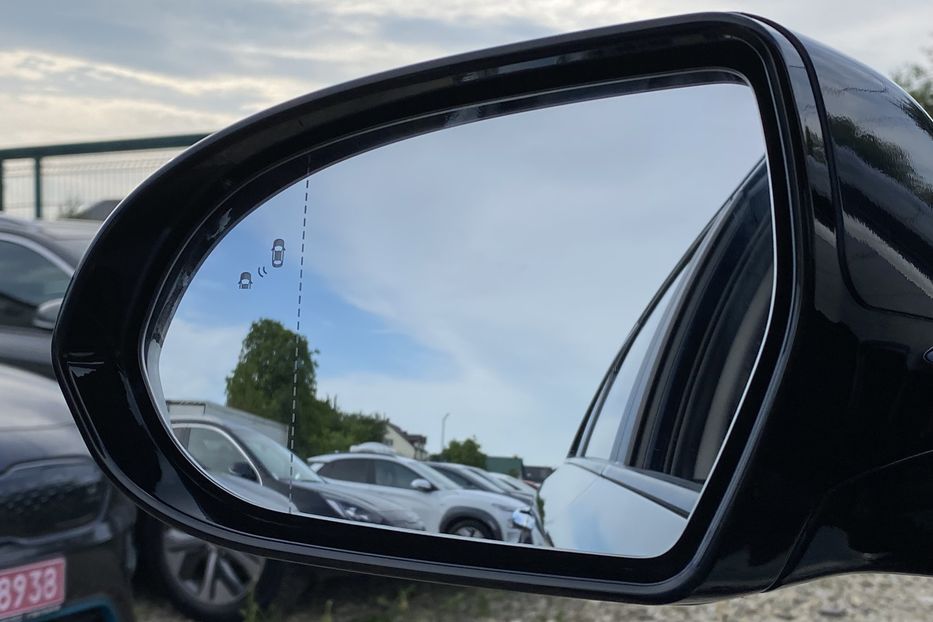 Продам Kia Niro 64кВт Макс.компл.Prestige Люк 2021 года в Львове