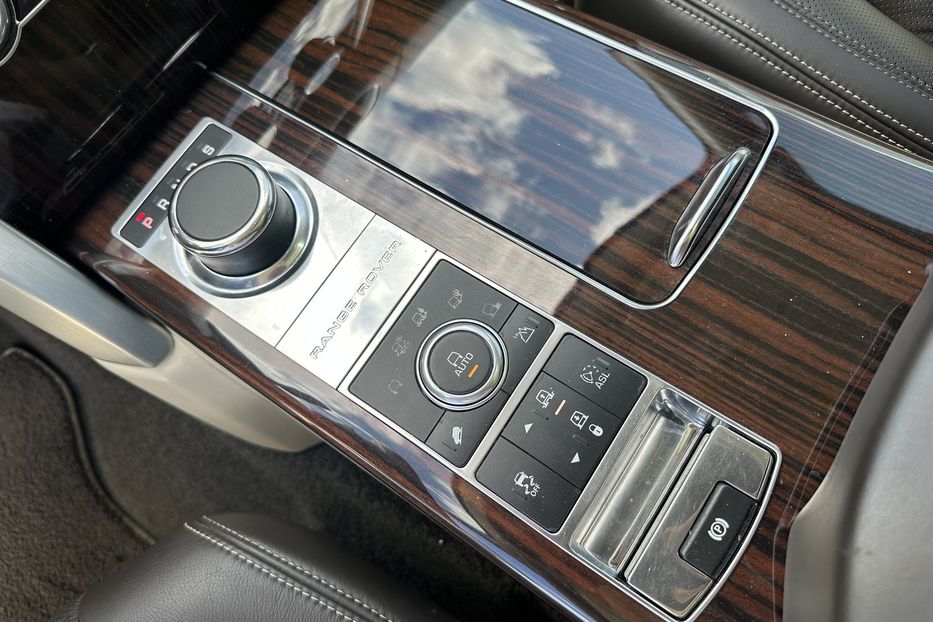 Продам Land Rover Range Rover 4.4 diesel Autobiography 2013 года в Киеве