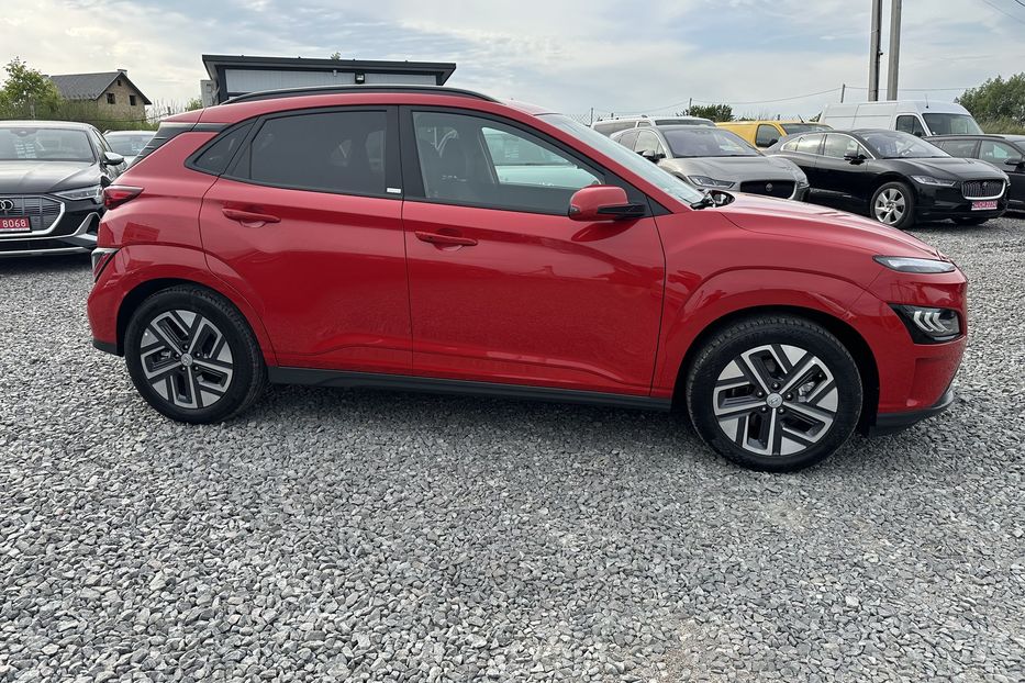 Продам Hyundai Kona 64квт Prime 2021 года в Львове