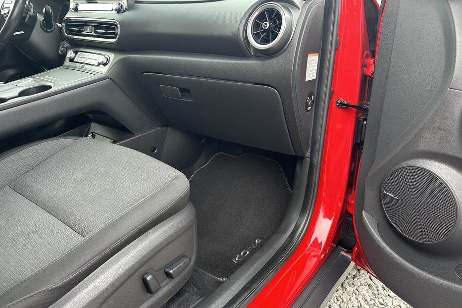 Продам Hyundai Kona 64квт Prime 2021 года в Львове