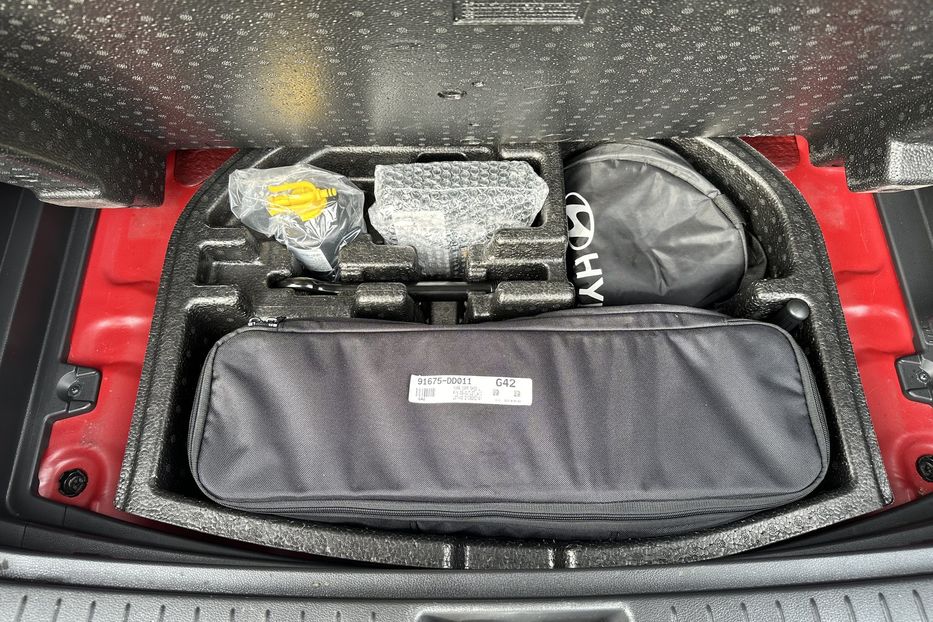 Продам Hyundai Kona 64квт Prime 2021 года в Львове