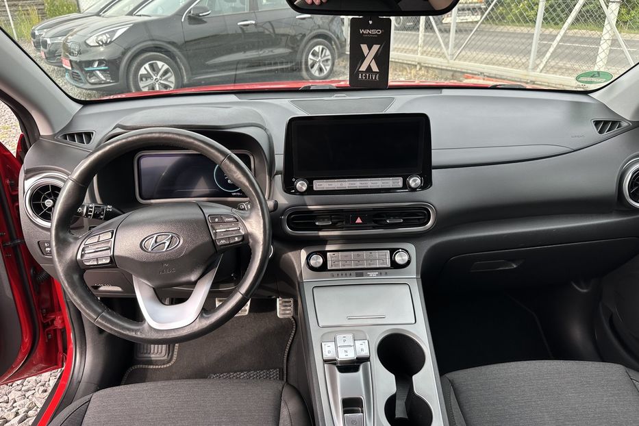 Продам Hyundai Kona 64квт Prime 2021 года в Львове
