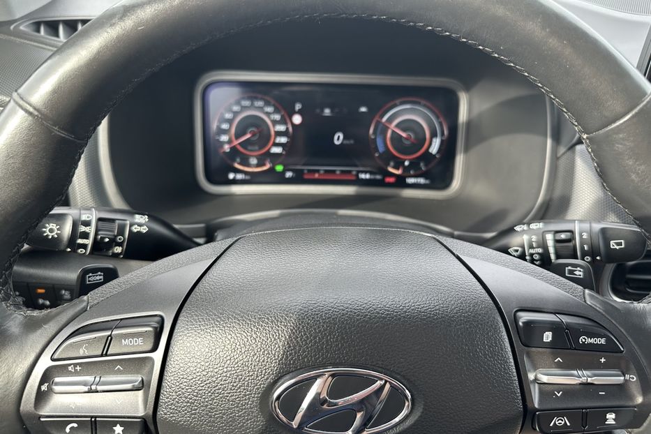 Продам Hyundai Kona 64квт Prime 2021 года в Львове