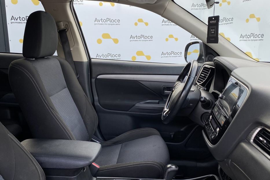 Продам Mitsubishi Outlander 2018 года в Луцке