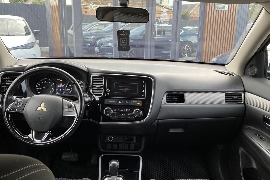 Продам Mitsubishi Outlander 2018 года в Луцке