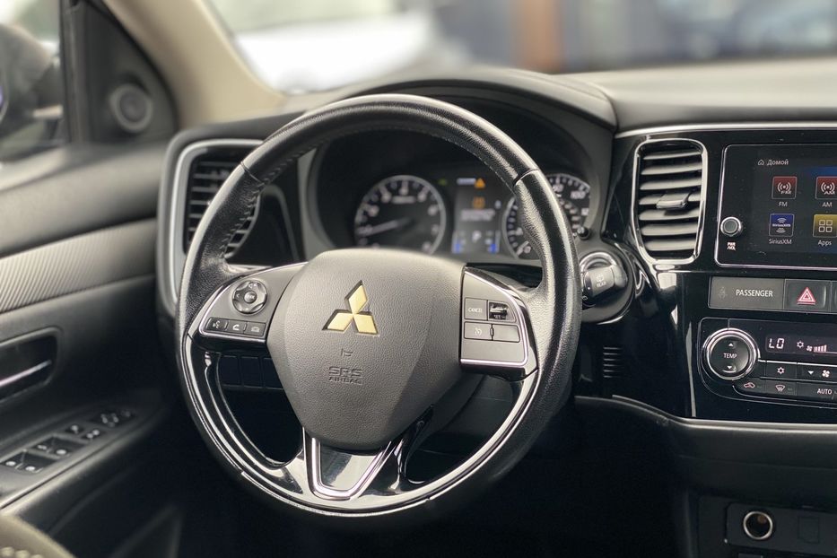 Продам Mitsubishi Outlander 2018 года в Луцке