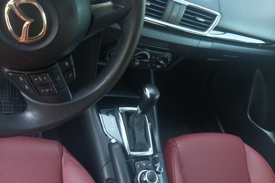 Продам Mazda 3 2015 года в Одессе