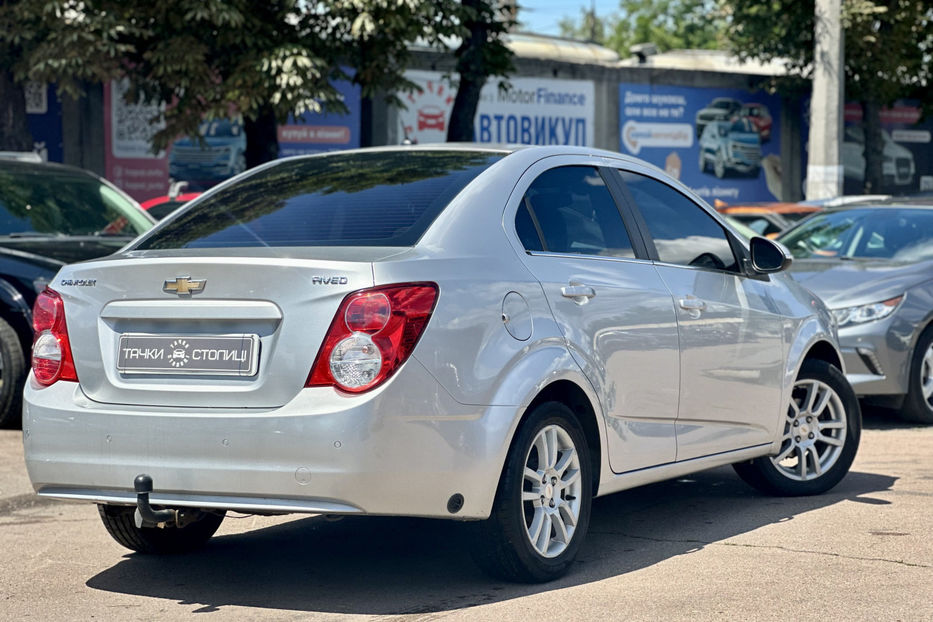 Продам Chevrolet Aveo 2014 года в Киеве