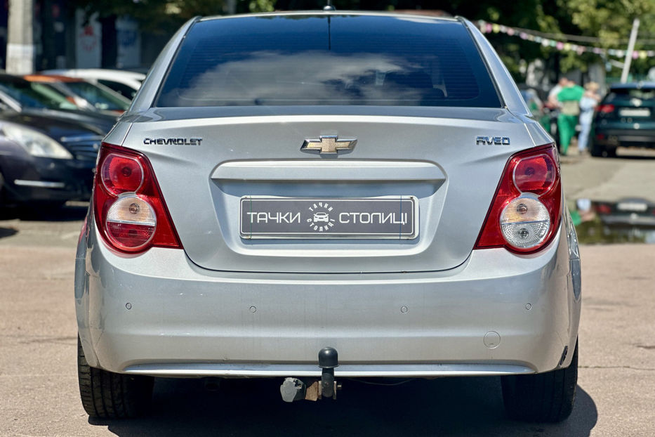 Продам Chevrolet Aveo 2014 года в Киеве