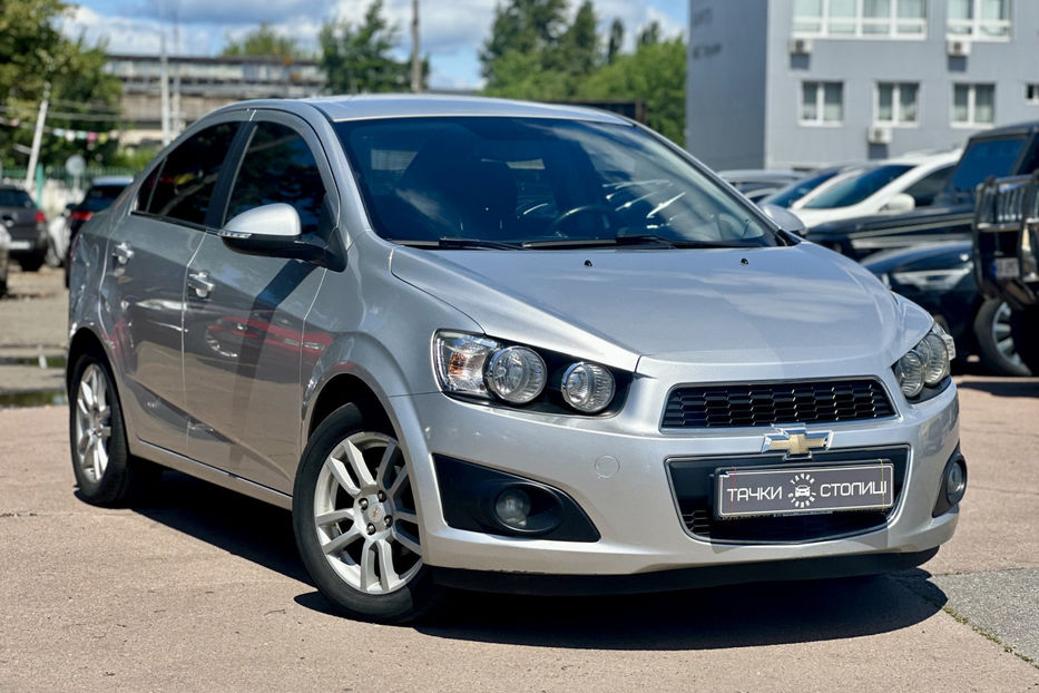 Продам Chevrolet Aveo 2014 года в Киеве