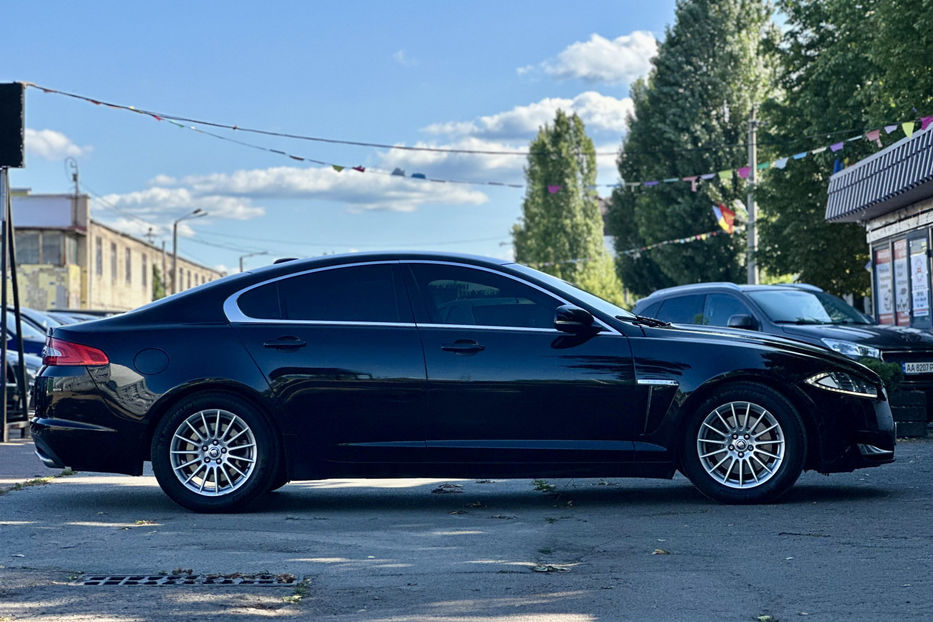 Продам Jaguar XF 2012 года в Киеве