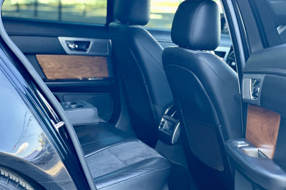 Продам Jaguar XF 2012 года в Киеве