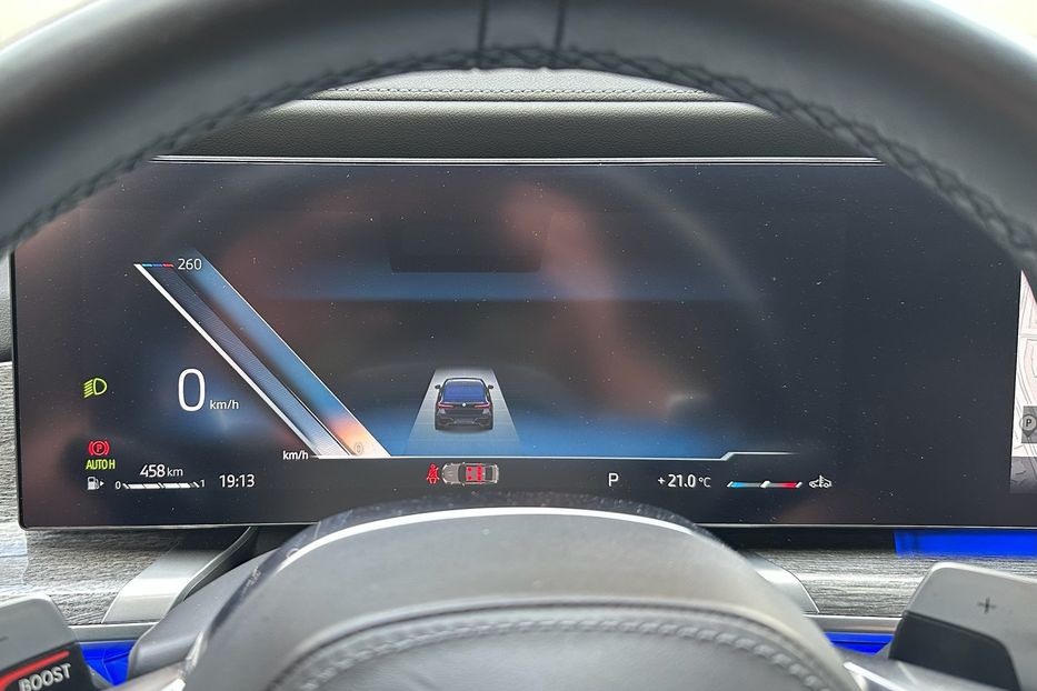 Продам BMW 760 BMW 760i MHEV Steptronic 2022 года в Киеве