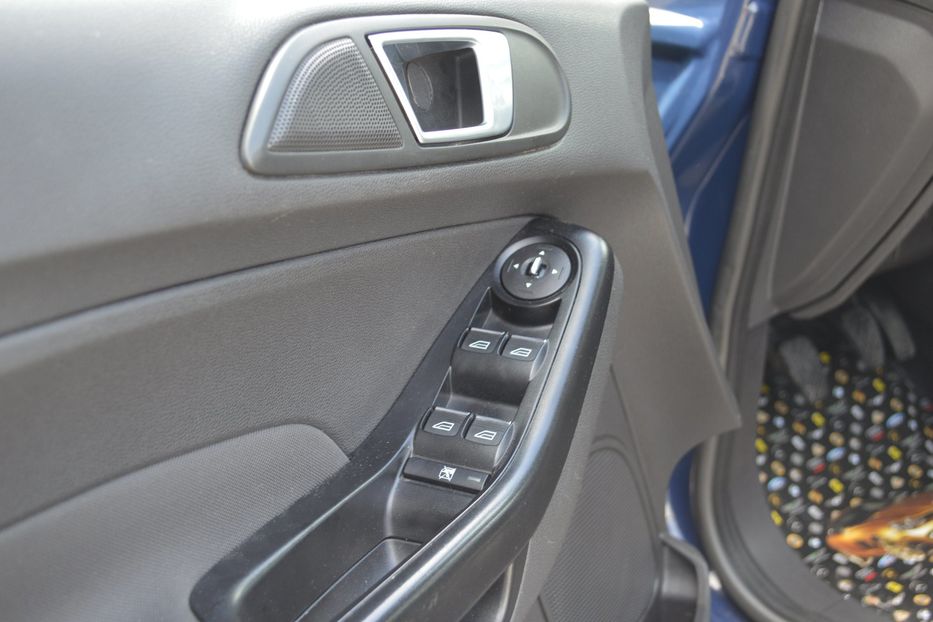 Продам Ford Fiesta Diesel 2013 года в Одессе