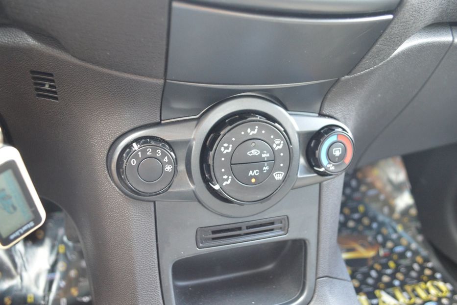 Продам Ford Fiesta Diesel 2013 года в Одессе