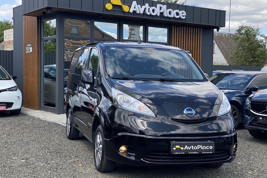 Продам Nissan NV 200 2016 года в Луцке
