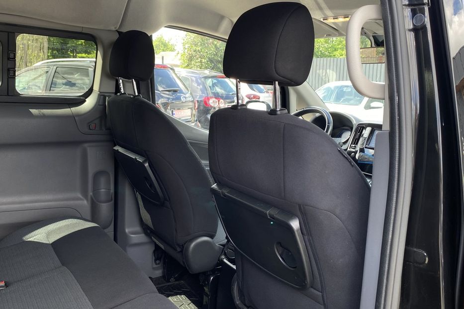 Продам Nissan NV 200 2016 года в Луцке