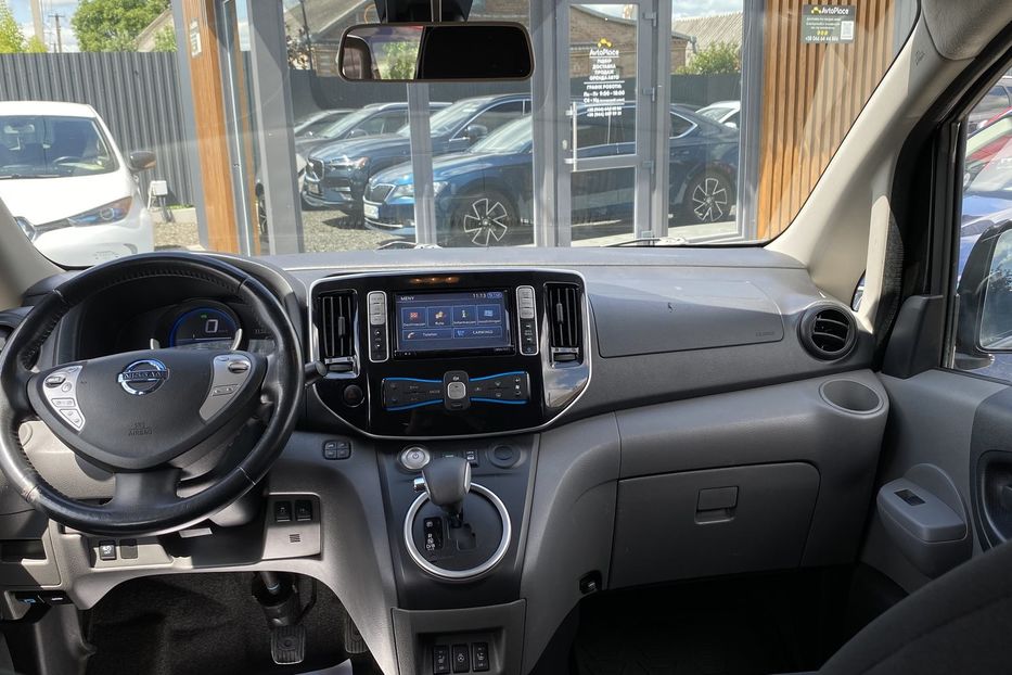 Продам Nissan NV 200 2016 года в Луцке