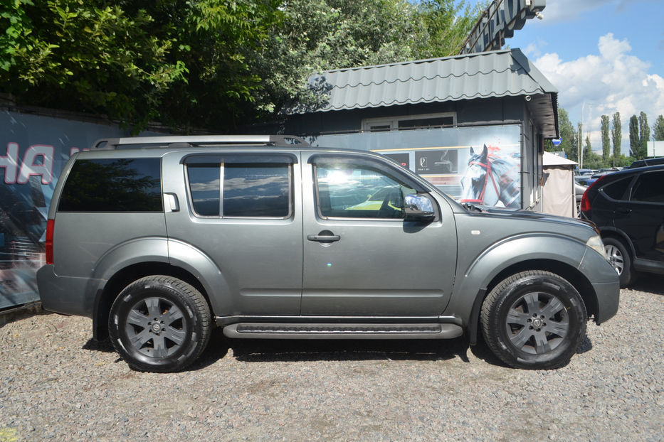 Продам Nissan Pathfinder 2006 года в Киеве
