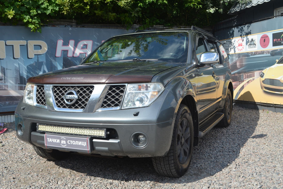 Продам Nissan Pathfinder 2006 года в Киеве