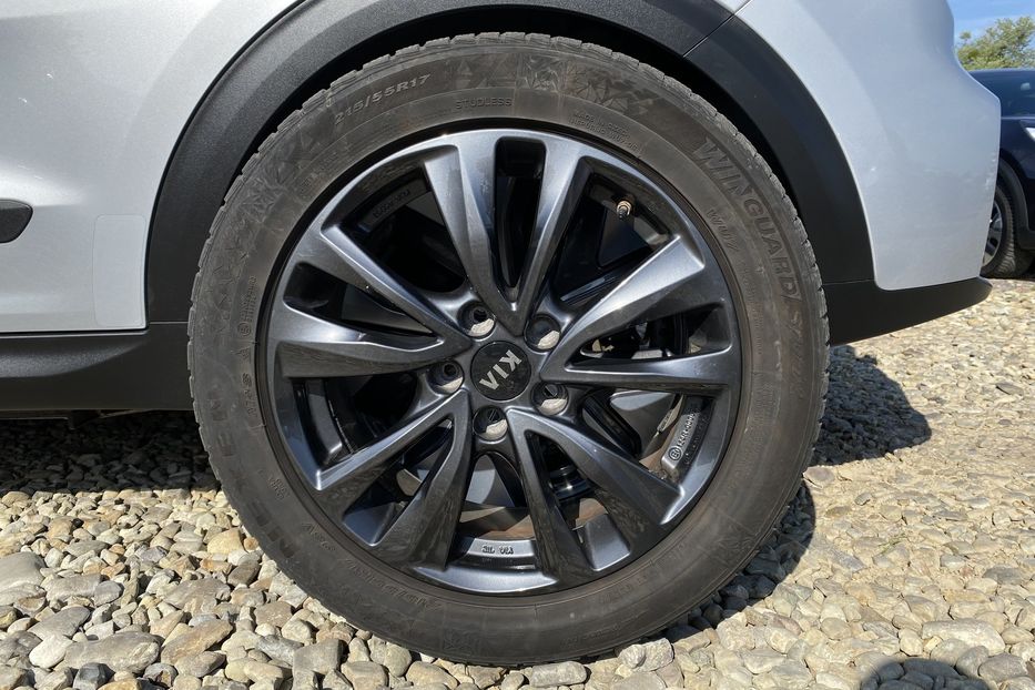 Продам Kia Niro 64Макскомпл.Prestige К-т коліс 2021 года в Львове