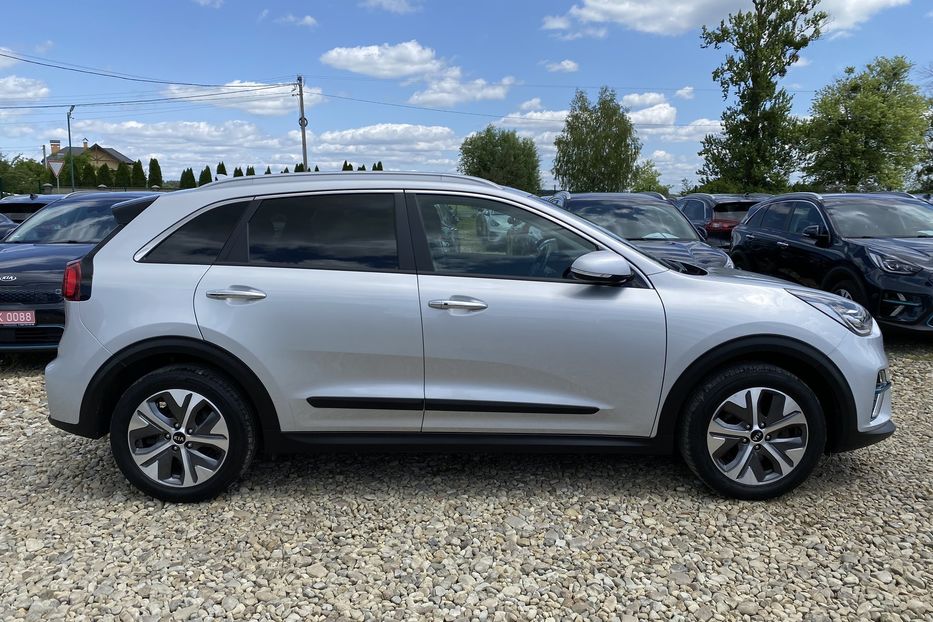 Продам Kia Niro 64Макскомпл.Prestige К-т коліс 2021 года в Львове