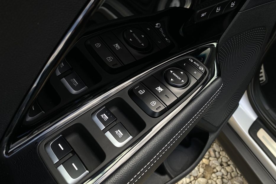 Продам Kia Niro 64Макскомпл.Prestige К-т коліс 2021 года в Львове
