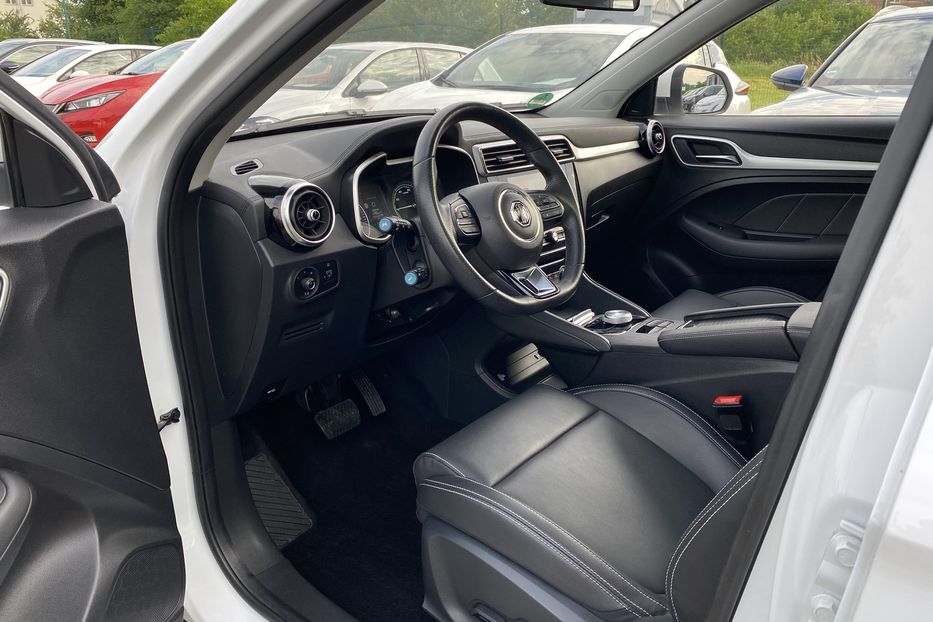 Продам MG 3 ZS EV 44.5 kWh 2021 года в Львове