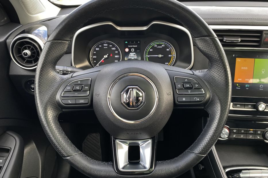Продам MG 3 ZS EV 44.5 kWh 2021 года в Львове