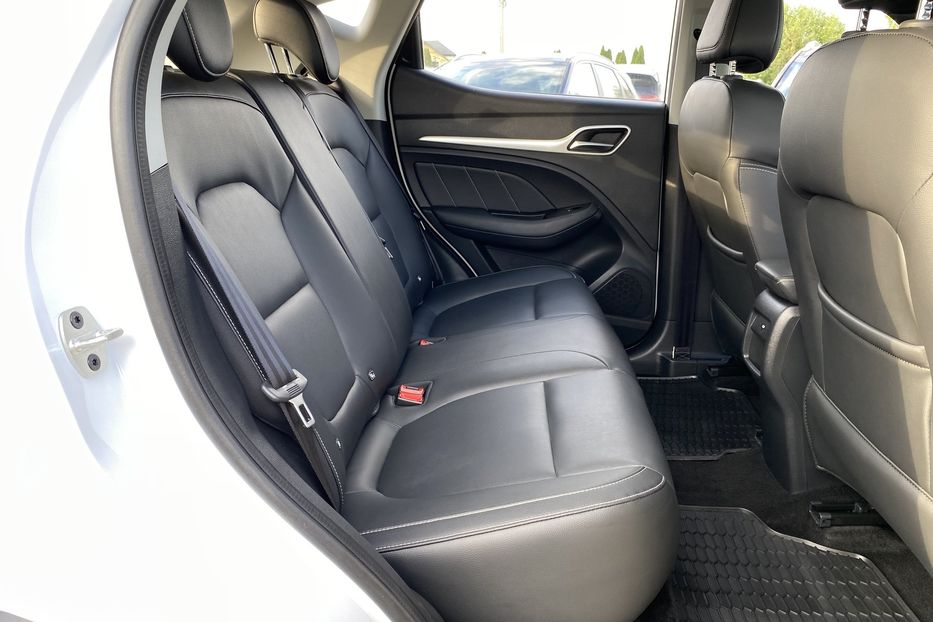 Продам MG 3 ZS EV 44.5 kWh 2021 года в Львове