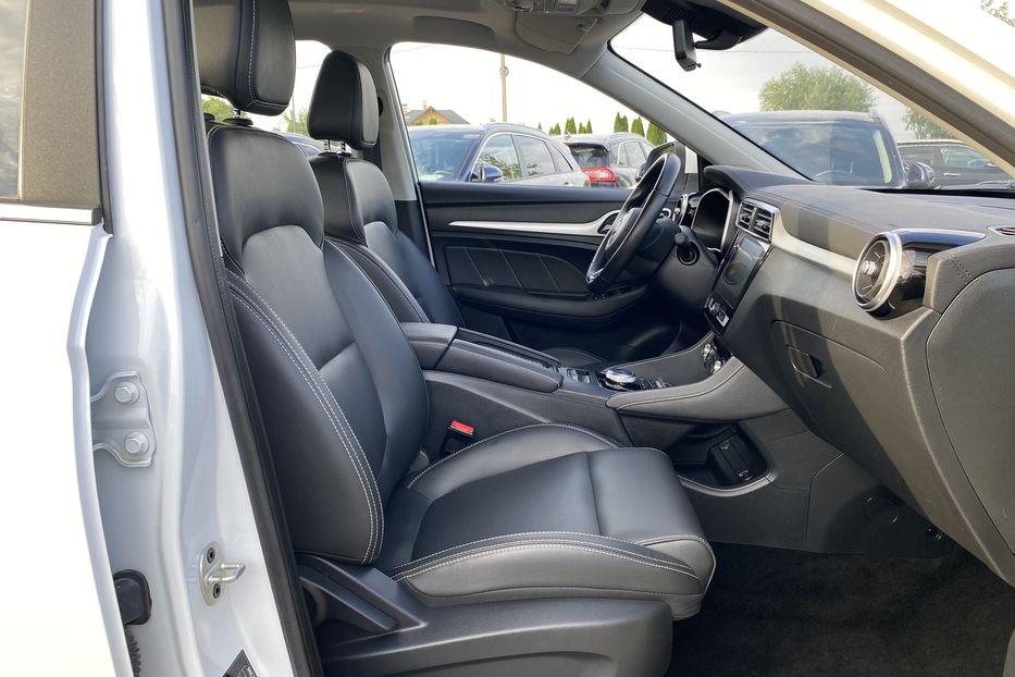 Продам MG 3 ZS EV 44.5 kWh 2021 года в Львове