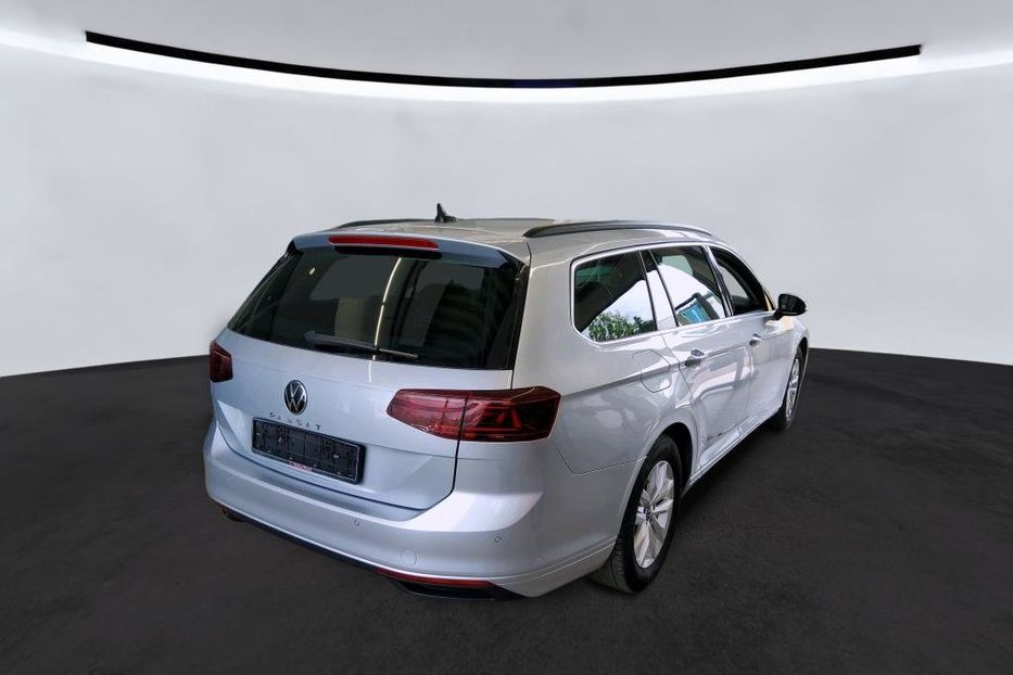 Продам Volkswagen Passat 2022 года в Львове