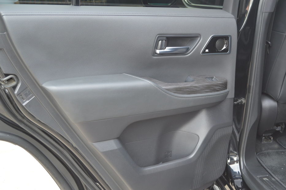 Продам Toyota Land Cruiser 300 2021 года в Одессе